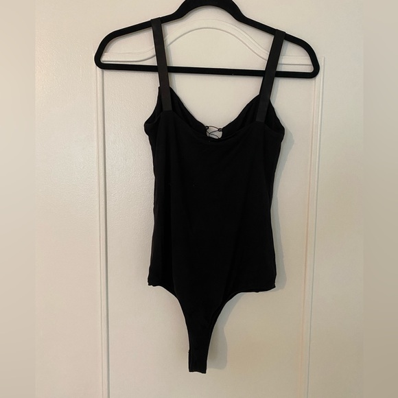 KENDALL + KYLIE lace up black bodysuit size small - Picture 5 of 6